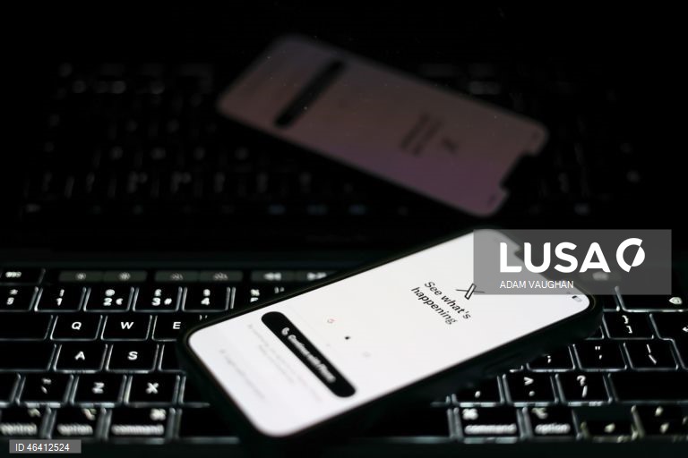 Rede social X suspende 800 milhões de contas em 2024 relacionadas com manipulação