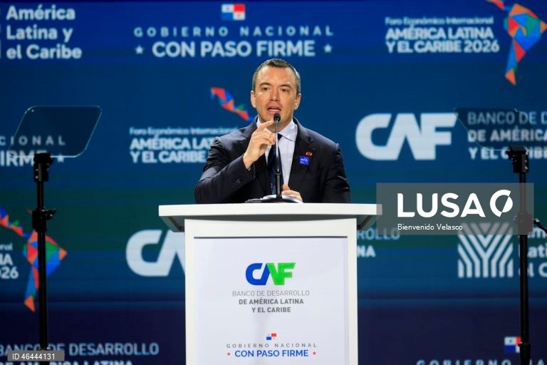 President of Ecuador says "time for mafias is over"