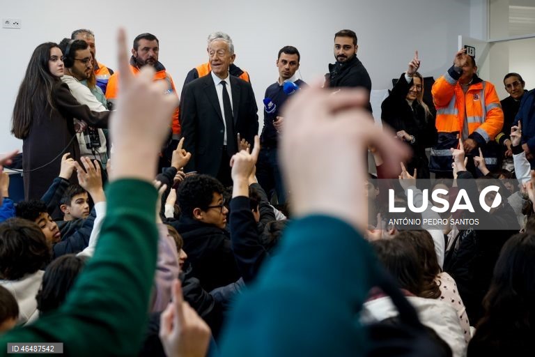 Centenas de crianças de Ourém dizem continuar sem luz em casa