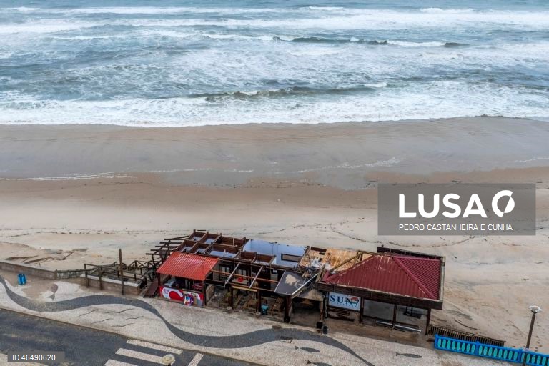 Governo tem plano de 111 ME para mitigar danos no litoral