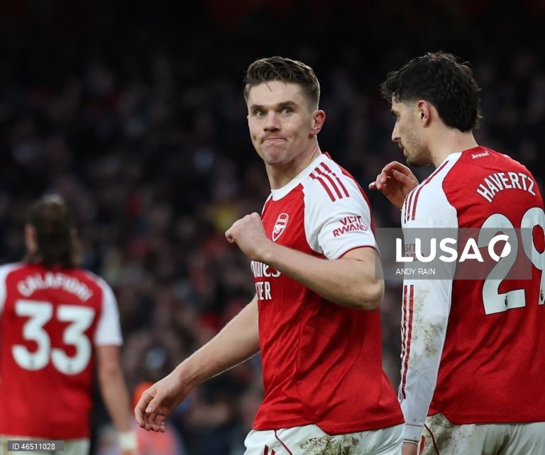 Espírito Santo vence e Marco Silva perde, com líder Arsenal a reforçar liderança