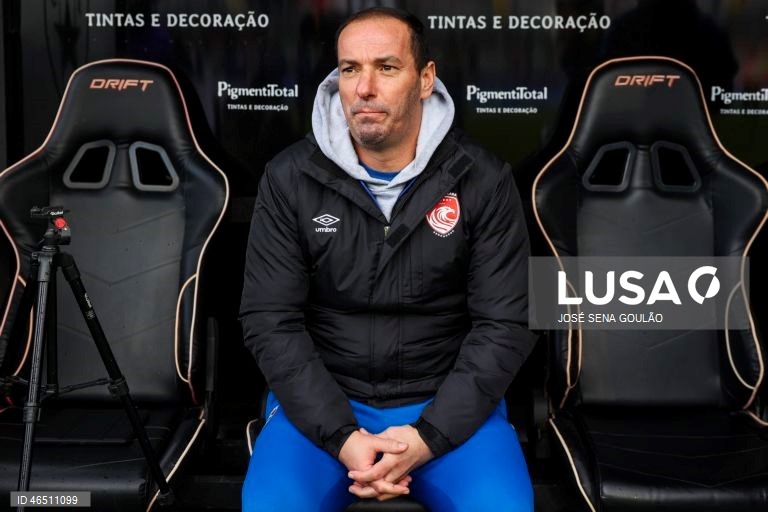 Petit garante Santa Clara pronto para dar “resposta” frente ao Vitória de Guimarães