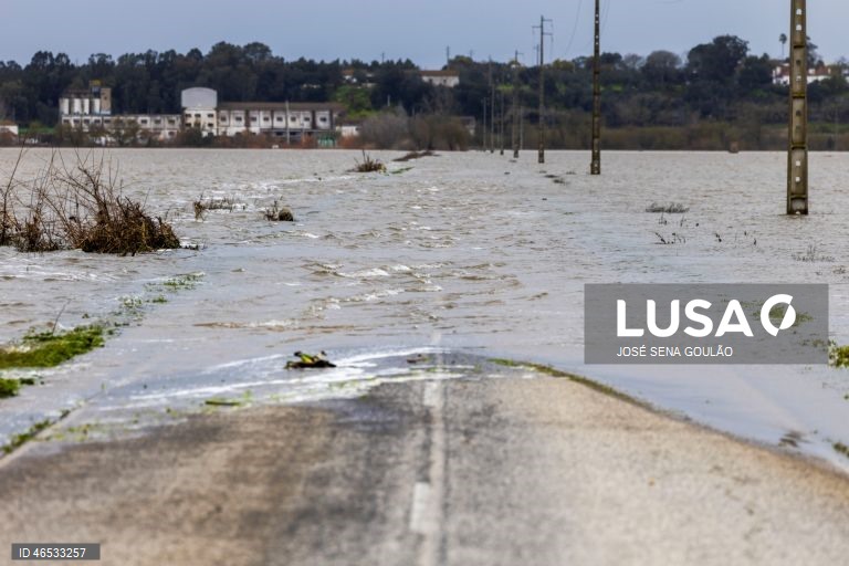 Alerta de cheias no Tejo desce de vermelho para amarelo