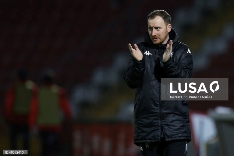 Ian Cathro prevê jogo com golos na deslocação a Arouca