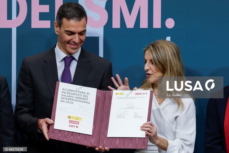 Espanha sobe salário mínimo em 3,1% para 1.221 euros