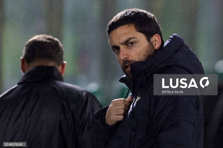 Técnico do Moreirense pede “máxima seriedade” ante FC Porto “extraordinário”