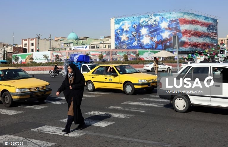 Teerão diz que retribuirá se EUA optarem por uma linguagem de força