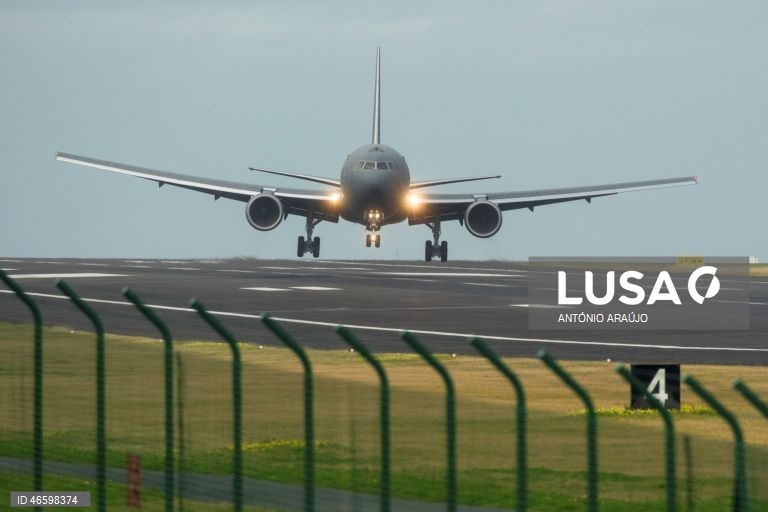 Base das Lajes mantém movimento intenso de aviões reabastecedores norte-americanos