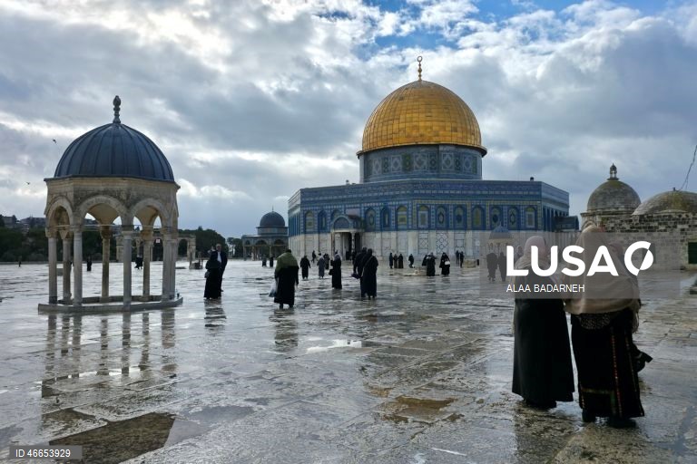 Israel reabre Esplanada das Mesquitas fechada desde início da guerra