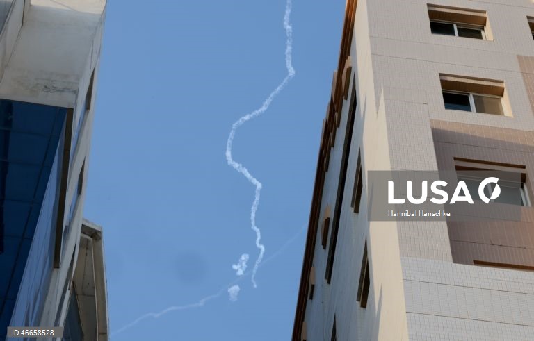 Várias explosões na capital do Qatar - Governo