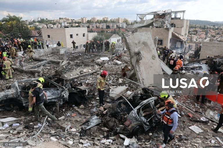 Onze desaparecidos em Israel após ataque mortal iraniano no centro do país