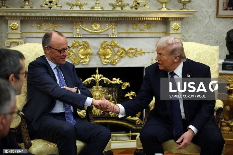 Possíveis sucessores na liderança do Irão já morreram - Trump