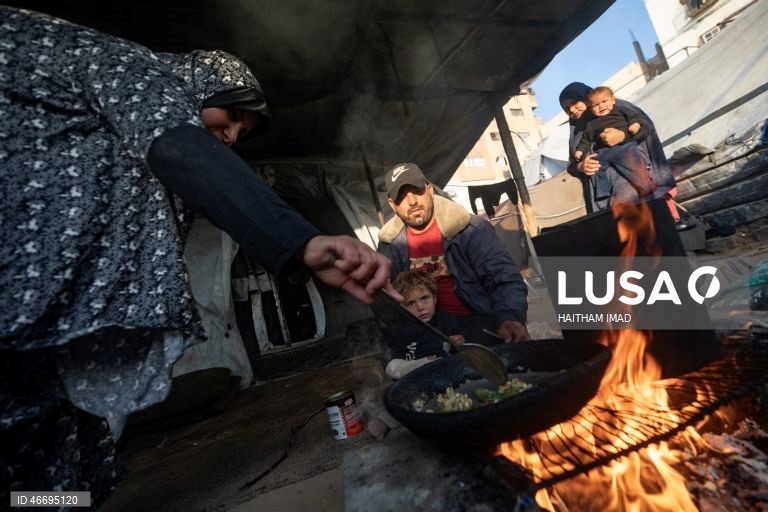 Ramadan Iftar in a Displacement Tent in Gaza