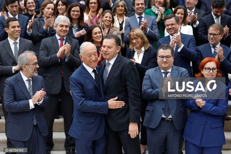 Marcelo Rebelo de Sousa ao lado de Luís Montenegro no 52.º aniversário do PSD