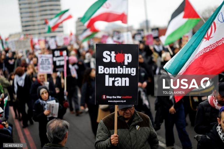Milhares de manifestantes em Londres contra guerra dos EUA e de Israel contra Irão
