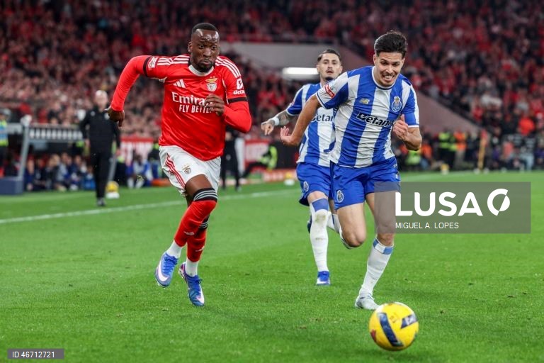 FC Porto ‘desperdiça’ vantagem de dois golos e empata na visita ao Benfica