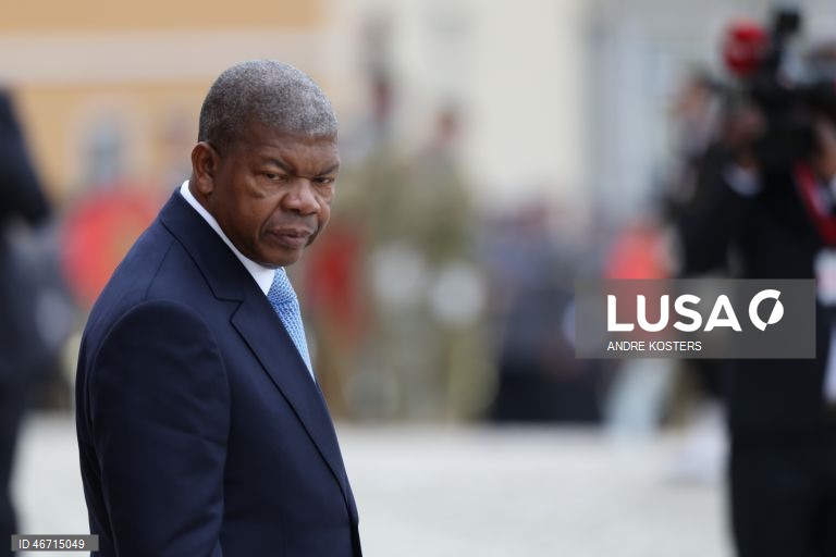 Presidente angolano nomeia Lúcio Amaral para ministro da Defesa