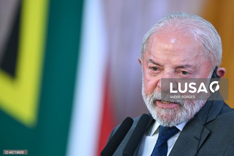 Lula cancela ida à posse de PR chileno que contará com a presença de Flávio Bolsonaro