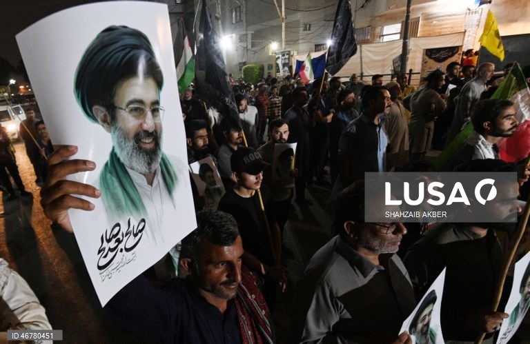 Novo líder supremo iraniano proclama vitória sobre EUA e Israel