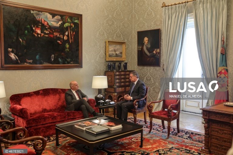 Raimundo acusa Chega de ter como primeira preocupação os “próprios tachos e lugares”