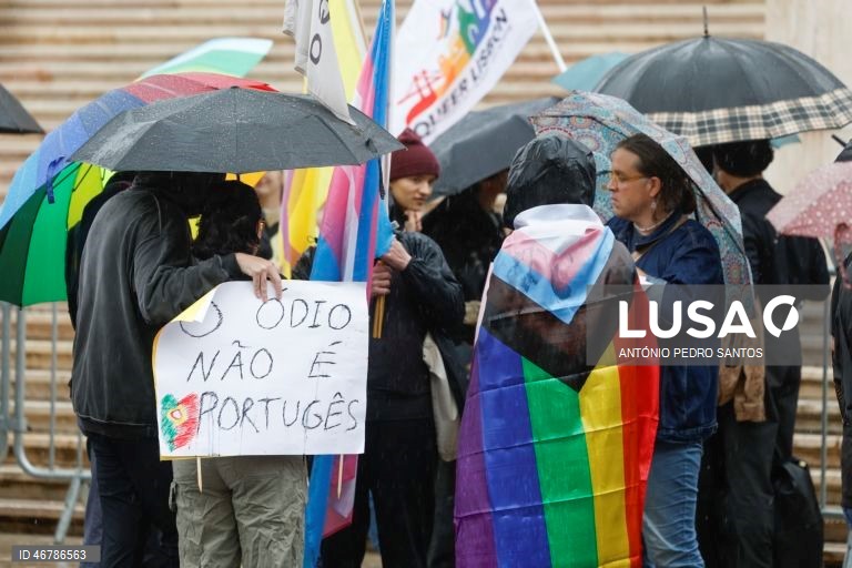 Associações denunciam “grave retrocesso” em leis de identidade de género e manifestam tristeza