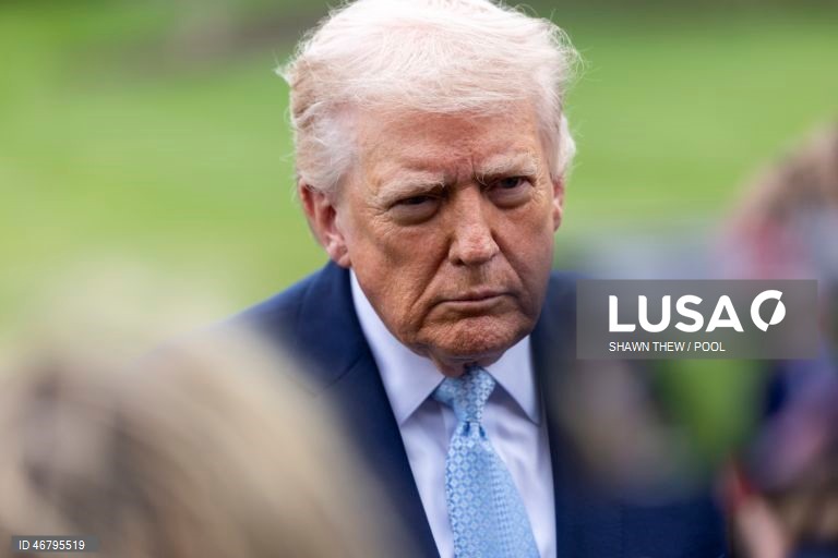 Trump ameaça enviar agentes do ICE para garantir controlos de segurança nos aeroportos