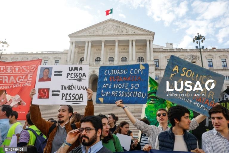 Marcha pela Vida terminou com incidente sem feridos em Lisboa