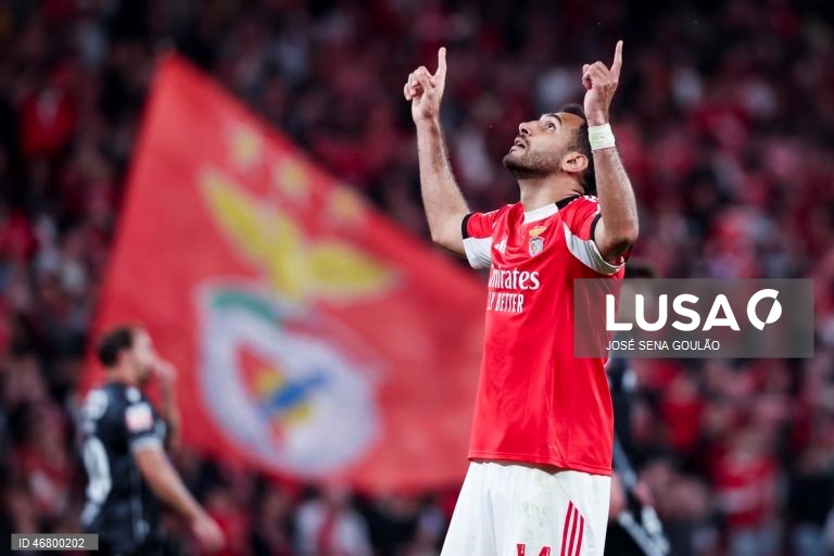 Benfica vence Vitória de Guimarães e assume segundo lugar à condição da I Liga