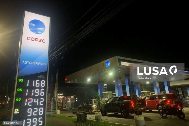 Chile anuncia subida histórica dos combustíveis devido à guerra