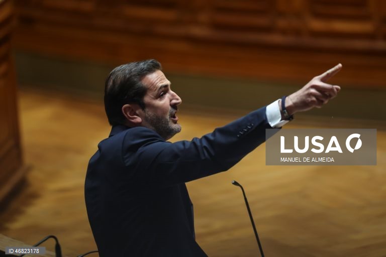 Hugo Soares diz que PS e Chega casaram mesmo nas alterações ao subsídio de mobilidade
