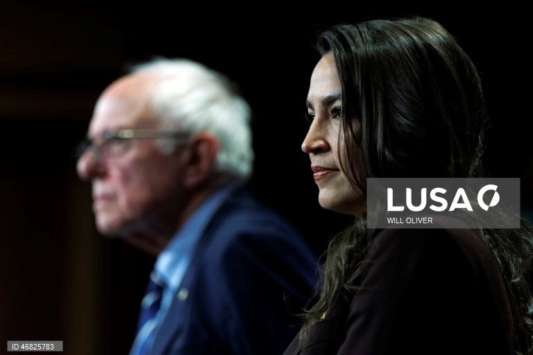 Representative Ocasio-Cortez and Senator Sanders hold press conference on further AI regulations