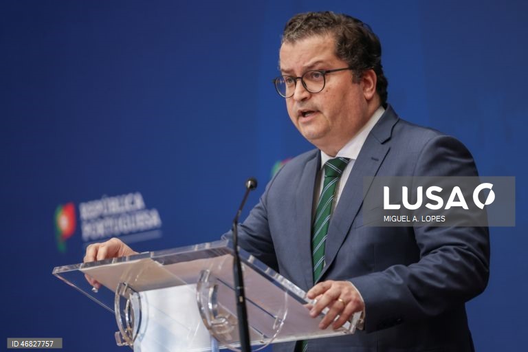 Governo esclarece que imóveis vendidos pelo Estado superaram em 21,9% o valor base