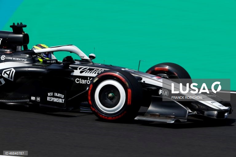 Formula One Japanese Grand Prix - Practice and Qualifying