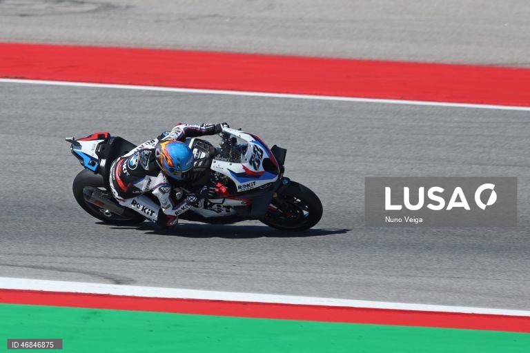 Miguel Oliveira em nono nos treinos livres das Superbikes na Hungria