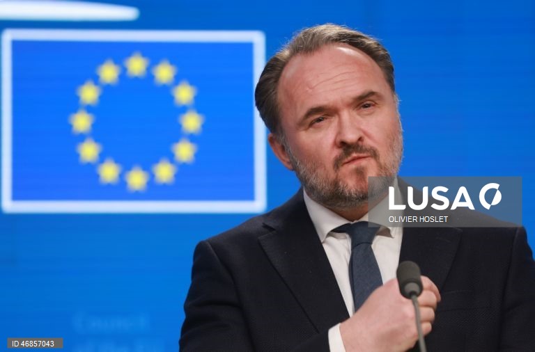 Irão: Bruxelas diz que crise energética “não será curta” e alerta para pressões nos combustíveis