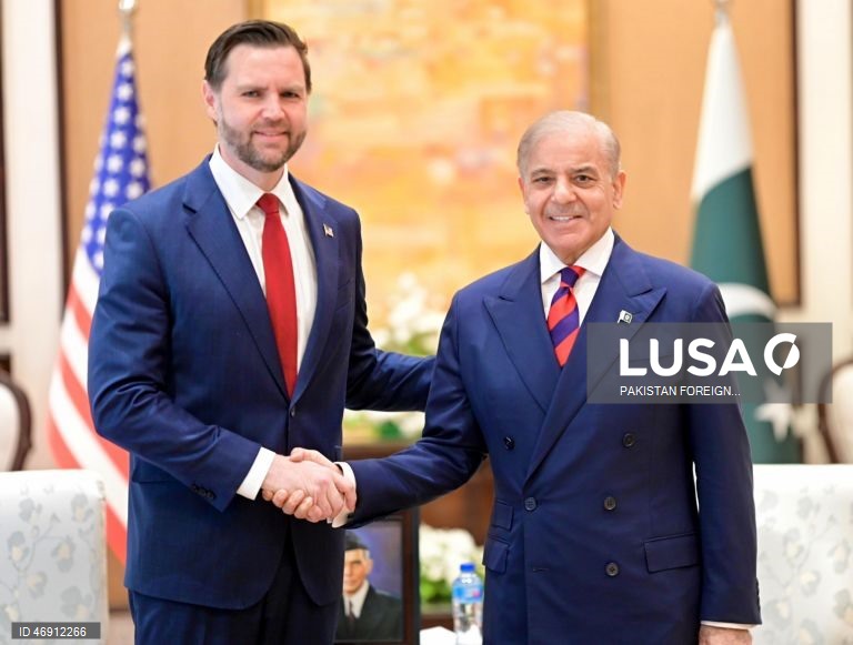 PM paquistanês reuniu-se com vice-presidente dos EUA para negociar paz no Médio Oriente