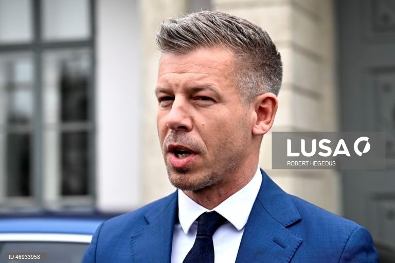 Magyar quer suspender na Hungria propaganda pró-Orbán do serviço público