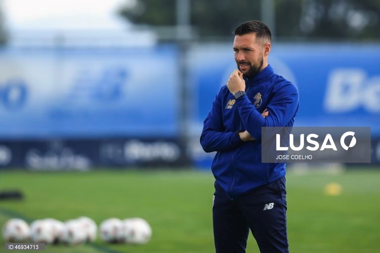 I Liga: Farioli diz que o dérbi de Lisboa não pode ser distração