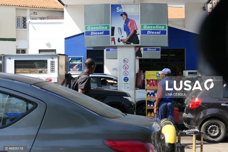 Empresários moçambicanos pedem tarifa elétrica especial face à crise de combustíveis