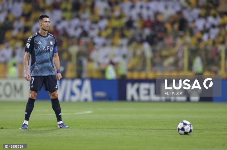 Jesus goleia Vitória com Ronaldo e Félix em destaque e segue para as ‘meias’