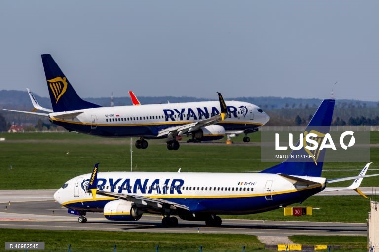 Ryanair reduz mais 1,2 milhões de lugares durante o verão nos aeroportos espanhóis