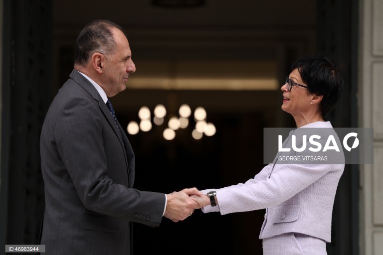 Greek foreign minister meets European commissioner in Athens