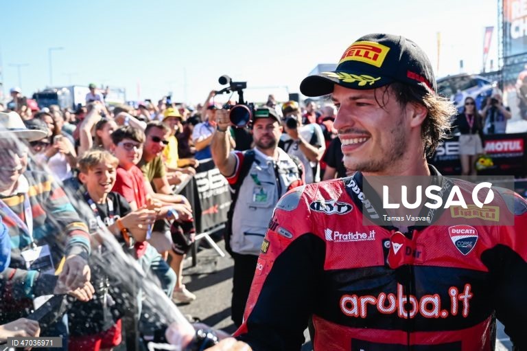Nicolo Bulega venceu segunda corrida de Superbikes na Hungria