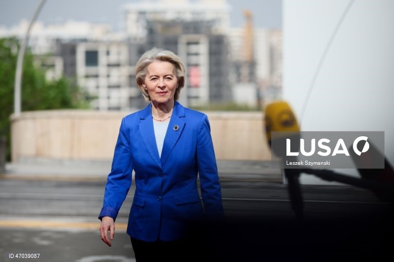 Von der Leyen afirma que UE está “preparada para todos os cenários” comerciais com EUA