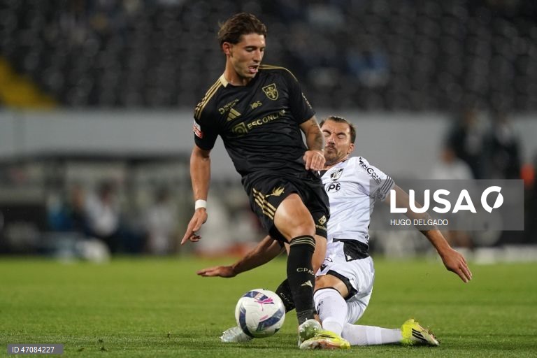 Casa Pia vence em Guimarães e mantém posição de play-off