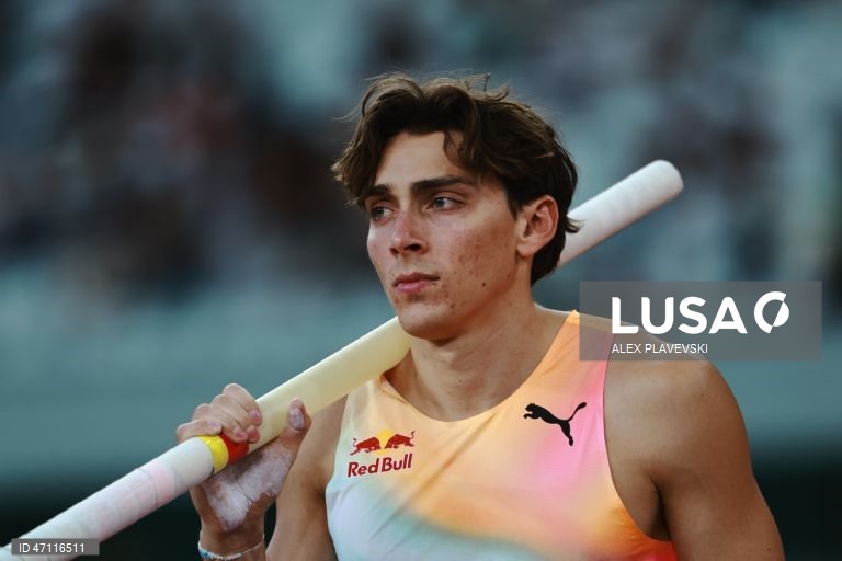 Duplantis abre Liga Diamante em grande forma no meeting de Xangai