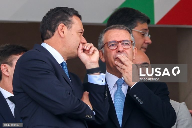 10 Junho: Parlamento aprova deslocação do PR ao Luxemburgo