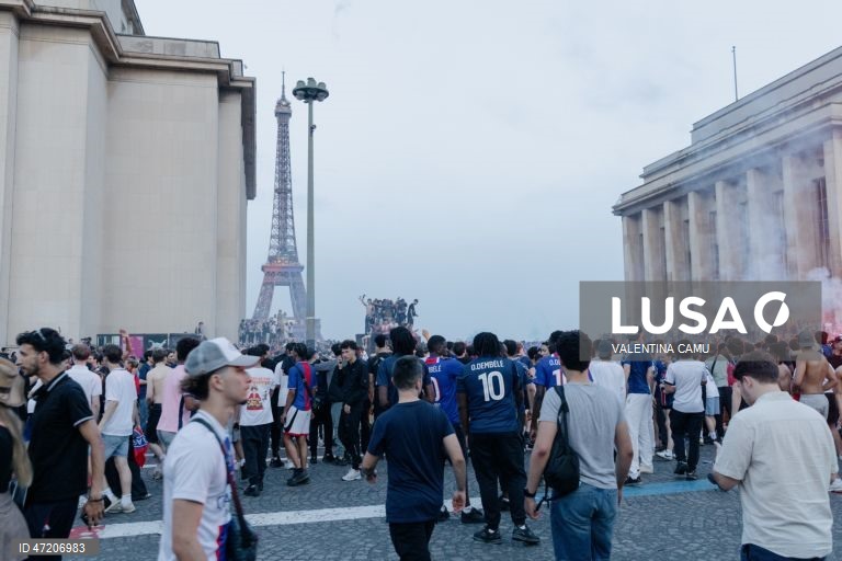 Polícia fez 890 detenções durante tumultos após vitória do PSG em França