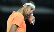 Rafael Nadal regressa à competição em janeiro após quase um ano de ausência