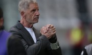 Treinador Stuart Baxter quer 